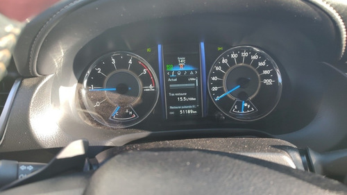 Imagen 8 de 14 de Toyota Sw4 2019 2.8 Srx 177cv 4x4 7as At