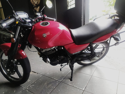 Suzuki Gsr 125c - 2013 Vermelha Com O Ipva 2025 Pago