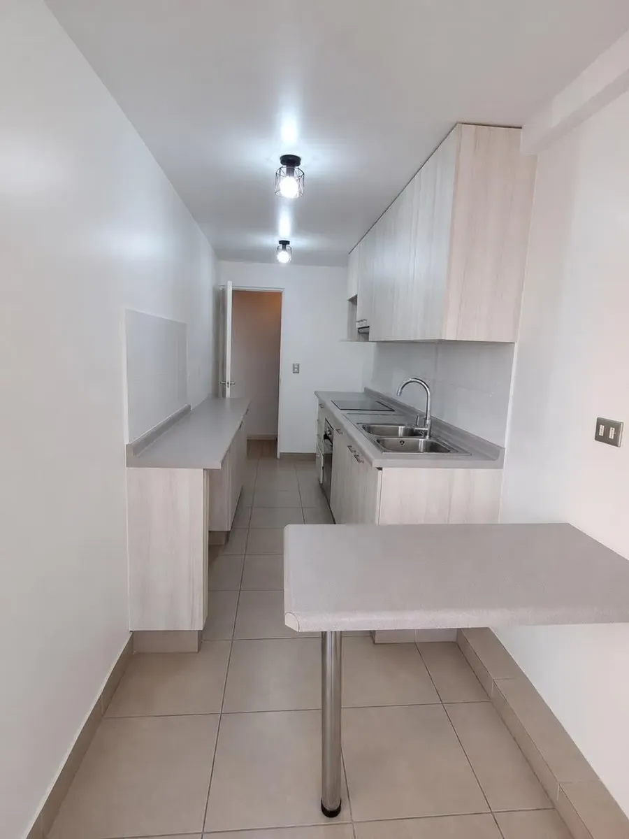 Imagen 3 de 21 de Arriendo Departamento 3 D Sector Norte