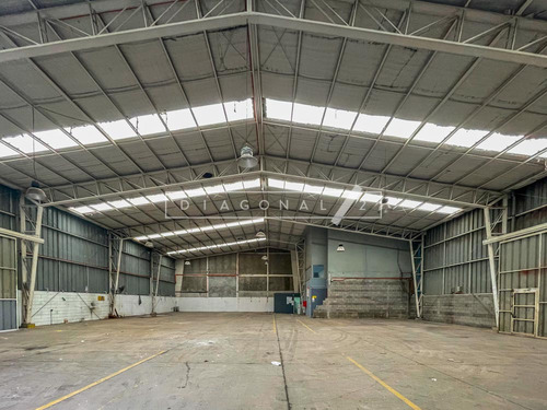 Imagen 2 de 10 de Bodega En Quilicura