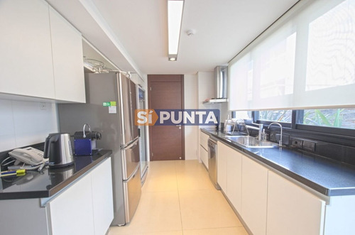 Imagen 21 de 30 de Venta Apartamento En Puerto Punta Del Este