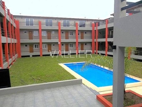 Imagen 7 de 9 de Departamento En Venta Complejo Las Cañitas Km 54.5- En Pilar, G.b.a. Zona Norte