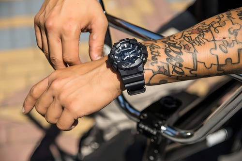 Relógio masculino Casio G-shock GA-700-1b Mesh Black Bezel Black Background