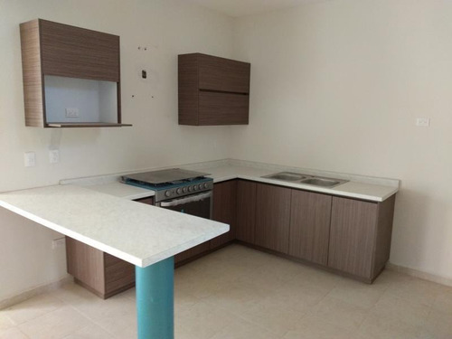 Imagen 3 de 12 de Casa Sola En Venta Alebrijes Residencial