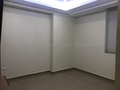 Imagen 7 de 15 de Rentahouse Concepto 0414-412.8424 / 22-23619