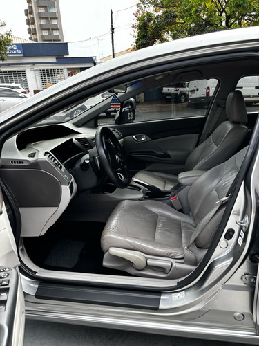 Honda Civic 1.8 Lxl Flex Aut. 4p