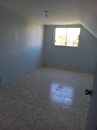 Casa En Maipú Con Excelente Conectividad 4d- 1b El Rey