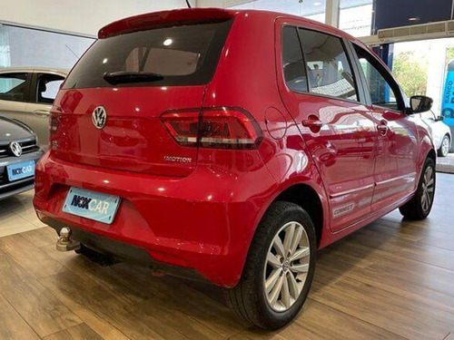 Volkswagen Fox 1.6 MSI TOTAL FLEX CONNECT 4P I-MOTION