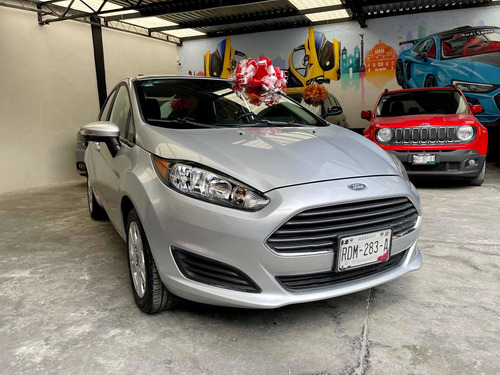 Imagen 4 de 14 de Ford Fiesta 1.6 Se Sedan At 2016