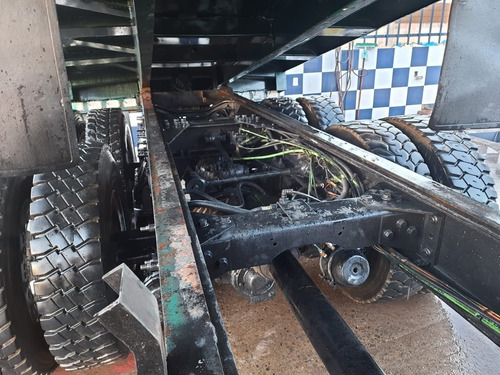 Volqueta Internacional 7600