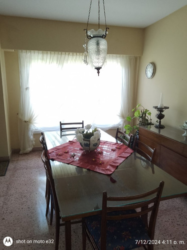 En Venta Chalet En Esquina Cataluña Y Pedraza Barrio Constitucion