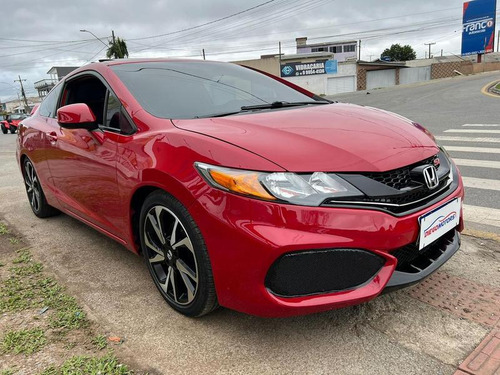 Honda Civic Coupe Si 2.4 16v 206cv