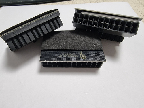 Imagen 5 de 5 de Adaptador Atx En L 90 Grados C/ Logo Asus, Msi, Gigabyte