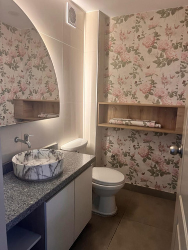 Duplex (2do Y 3er Piso) Con Ingreso Independiente Desde El 1er Piso, No Garaje Con Estacionamiento Exterior Para 1 Vehículo