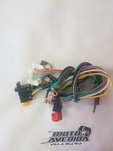 Imagen 2 de 3 de Kit Teclas New Wave C/cable Moto Avenida