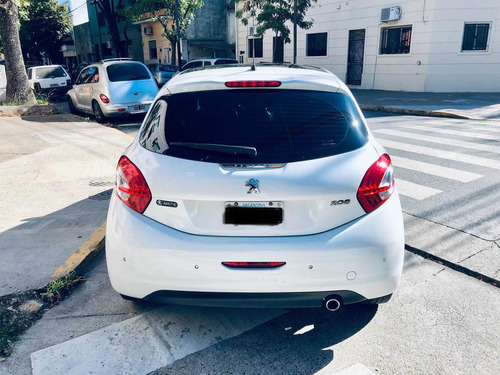 Peugeot 208 1.6 Feline 2013 1.6 16v Blanco Nacar