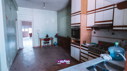 Venta Vivienda Con Local Ciudadela