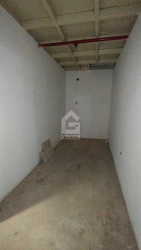 Imagen 4 de 5 de Global Vende O Alquila Local Comercial En El C.c Gran Bazar Del Centro (gll-153)