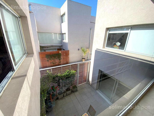 Imagen 13 de 30 de Triplex 5 Amb Con Terraza Y Patio Propio - Olivos