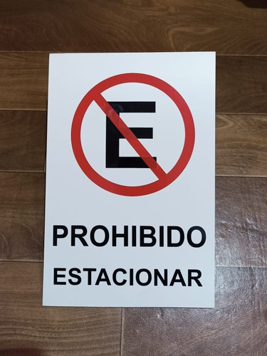Imagen 2 de 6 de Cartel No Estacionar Frente Al Portón Prohibido Carteles