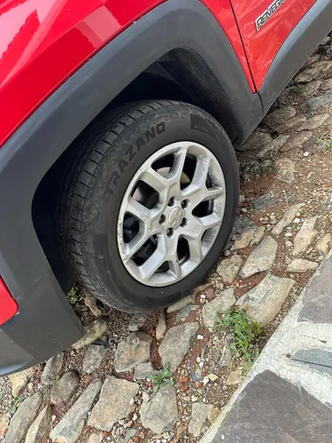 Jeep Renegade 1.8 Latitude 4x2 At