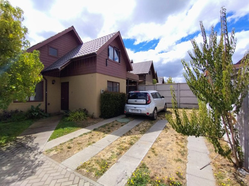 Amplia Casa 3d+3b Condominio Los Arrayanes,h.las Cruces