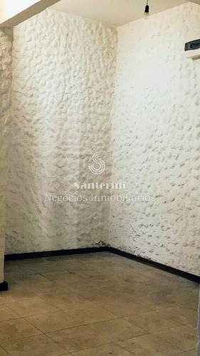 Imagen 3 de 8 de Venta Locales Comerciales Cordón, Av. Uruguay Y Tristan Narvaja, Excelente Ubicación!!!!