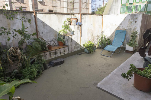Ph De 3 Ambientes Con Patio Y Entrada Indep.