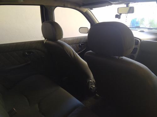 Fiat Palio 2001 1.0 16v Elx 5p