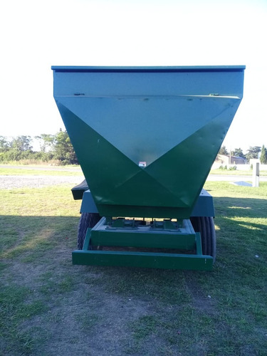 Imagen 2 de 6 de Mixer Tecnocar M900 De 8.5 M3, 5.000 Kg. Todo Reparado
