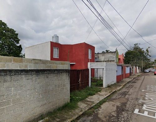 Sk01- Oportunidad. Casa En Remate Bancario En C. Emiliano Zapata, Rafael Hernandes Ochoa, Coatepec, Ver. (solo Recursos Propios)