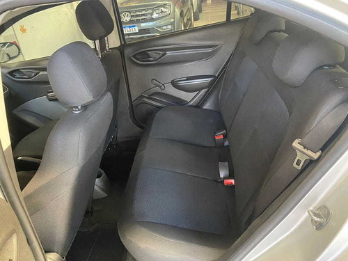 Imagem 7 de 12 de Chevrolet Onix 1.0 Mt Joy 2017