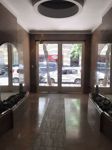 Imagen 5 de 24 de Departamento En Venta En Flores