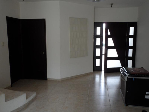 Imagen 2 de 12 de Casa Sola En Venta Playas Del Conchal