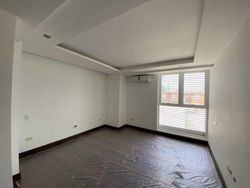 Imagen 14 de 21 de Vendo Casa 1462m2 5h/6b/6pe El Cafetal 0678