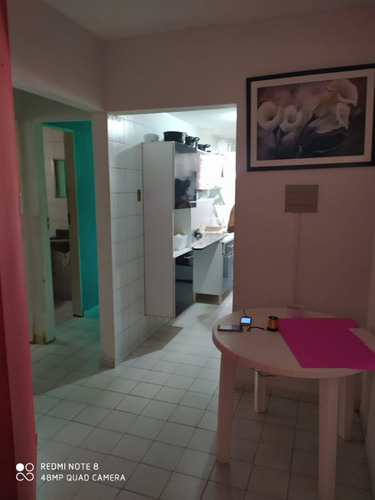 Imagem 7 de 9 de Apartamento Para Venda - 008448