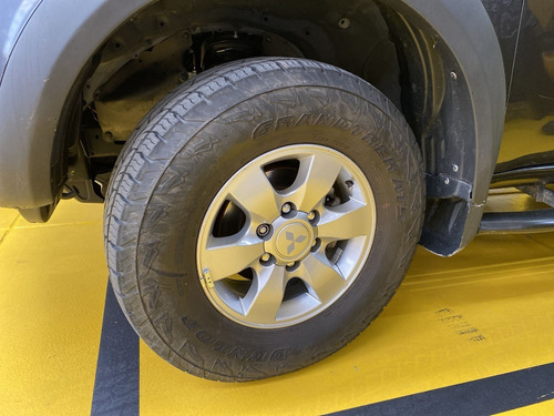 Imagen 25 de 25 de Mitsubishi L200 2.5l