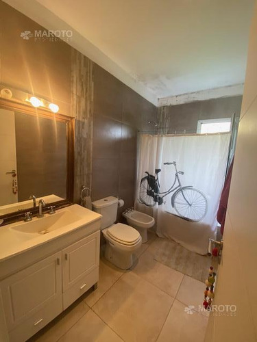 Imagen 23 de 30 de Casa En Venta En El Canton - Maroto Propiedades-