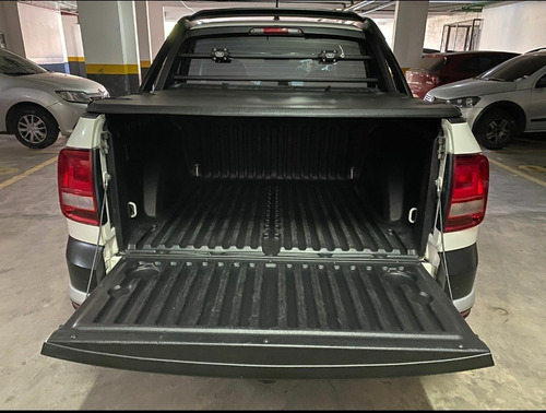 Imagem 5 de 8 de Volkswagen Saveiro 1.6 16v Cross Cab. Dupla Total Flex 2p