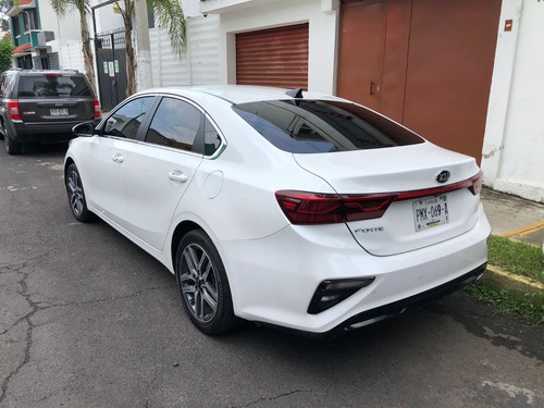 Imagen 7 de 14 de Kia Forte 2019 Piel, Q/c, Camara Rev. Excelentes Condiciones