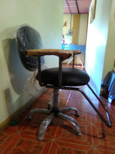 Combo De Peluquería, Silla, Ayudante, Mesa Manicure
