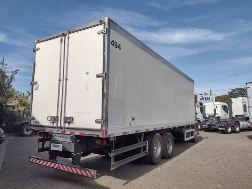 Imagem 2 de 15 de Caminhão Truck Vm 270 Impecável 2013
