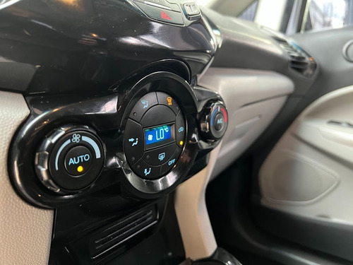Imagen 23 de 24 de Ford Ecosport Titanium 2015 / 1º Dueño / Impecable - Permuto