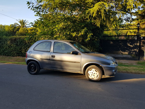 Chevrolet Corsa 1.6 Wind