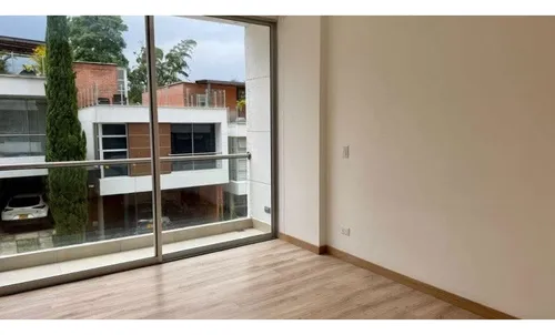 Casa Unifamiliar En Venta En Envigado Loma La Esmeralda