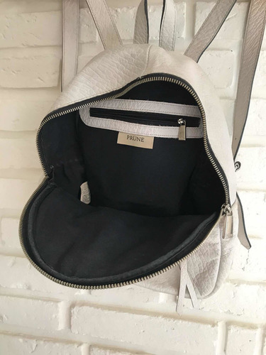 Mochila Prune! Cuero Vacuno Blanco! Tendencia!
