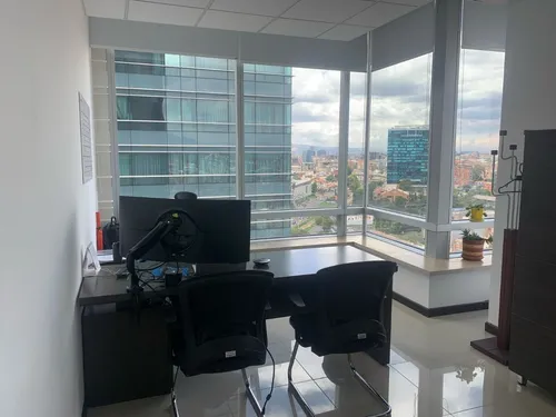 Ofc Amoblada 337 M2 Santa Ana Occidental