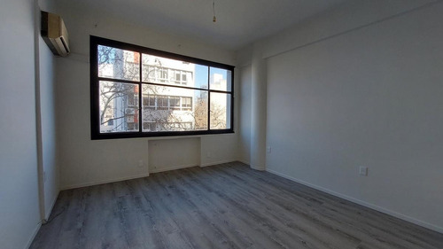 Imagen 10 de 17 de Apartamento En Venta 2 Dormitorios En Centro - Luminoso Y De Ambientes Amplios
