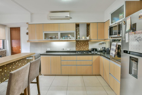 Departamento 3 Dormitorios En Venta Con Cochera - Vista Al Río - Categoría