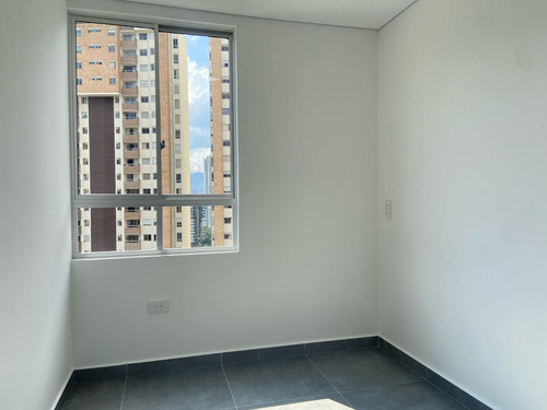 Venta De Apartamento En La Doctora, Sabaneta